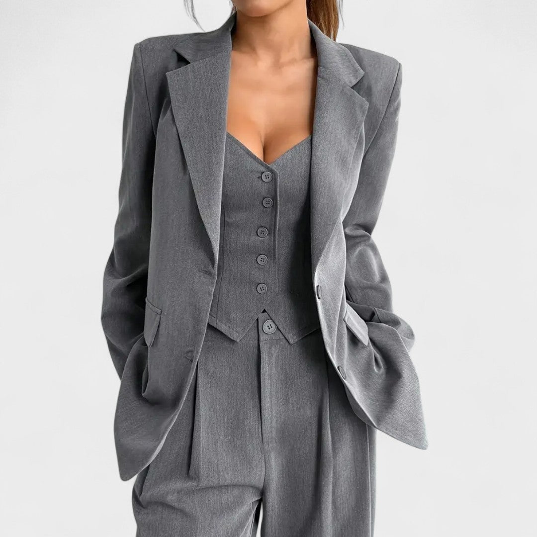 Margit - Elegáns 3 részes öltöny