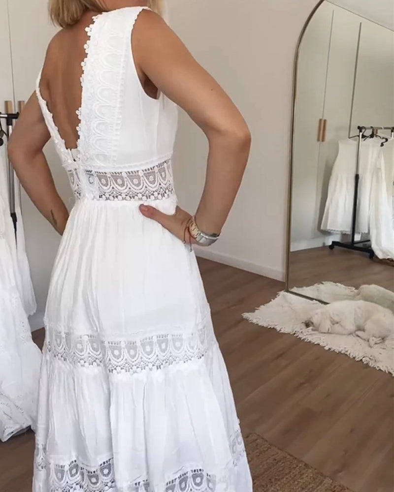 Tímea - Csipkés ruha V kivágással