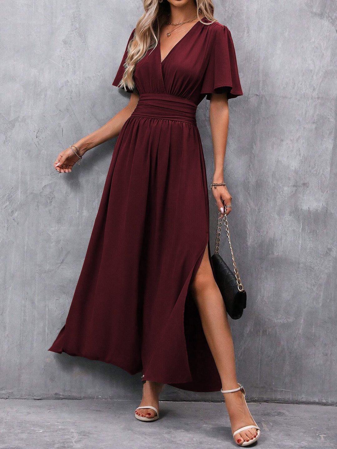 Laura - Elegáns fekete maxi ruha