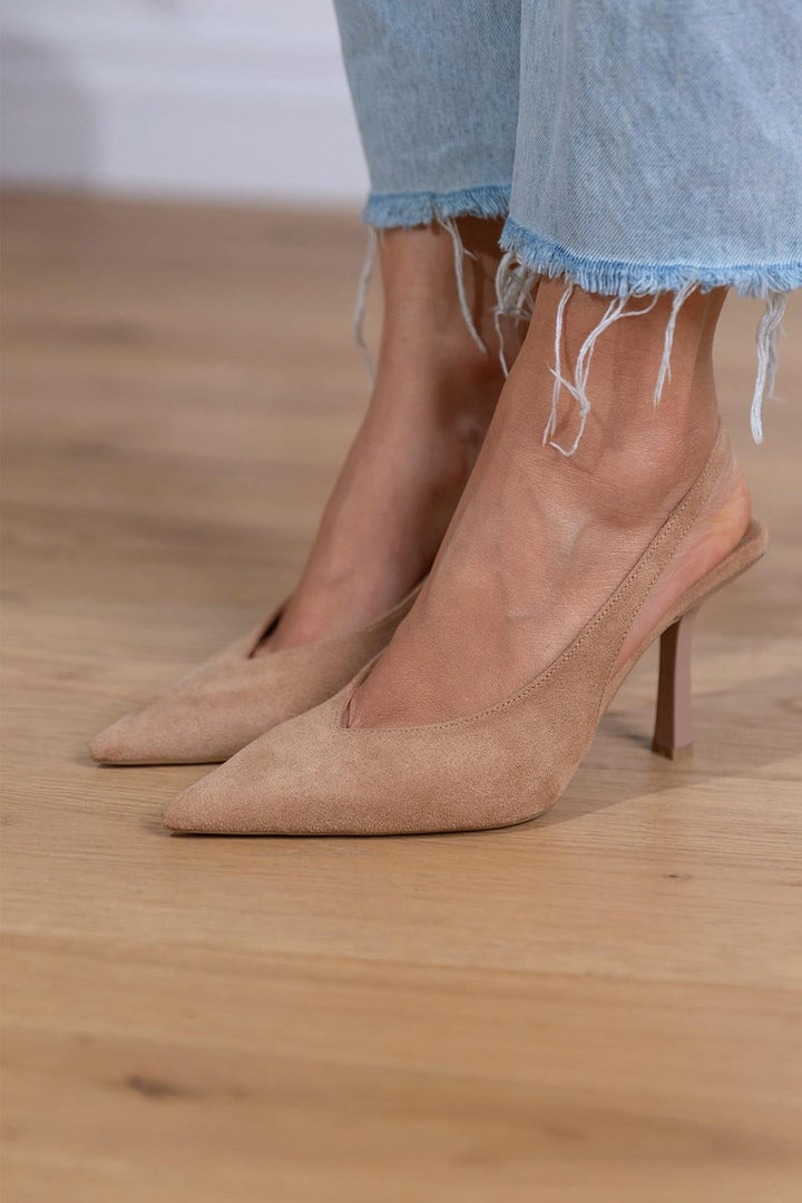 Anna - Nude színű slingback magassarkú, vékony sarokkal